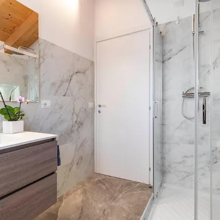 Stylish House Near With Parking Venedik