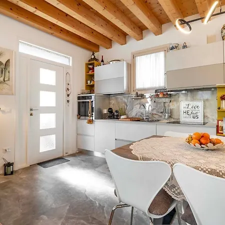 Tatil Evi Stylish House Near With Parking