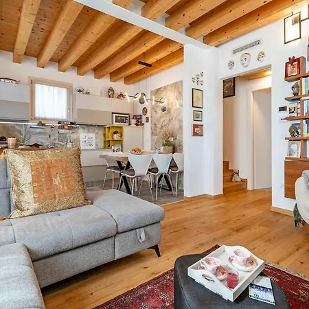 Stylish House Near With Parking Tatil Evi Venedik