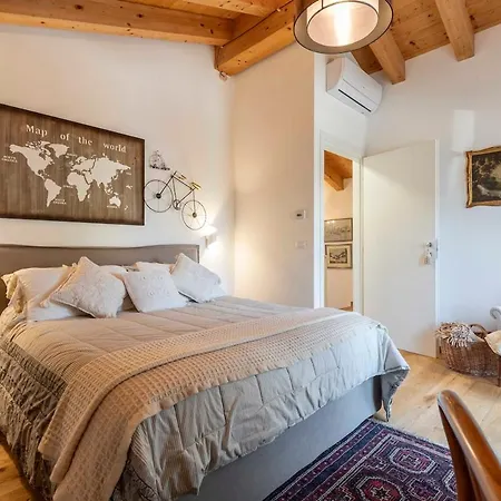 Stylish House Near Holiday home